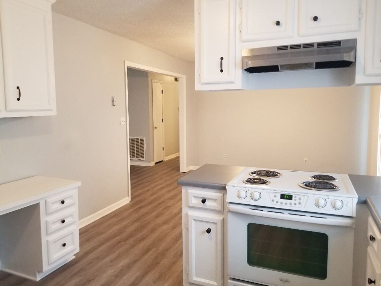 112 Kelly Ct - Photo 7 of 14