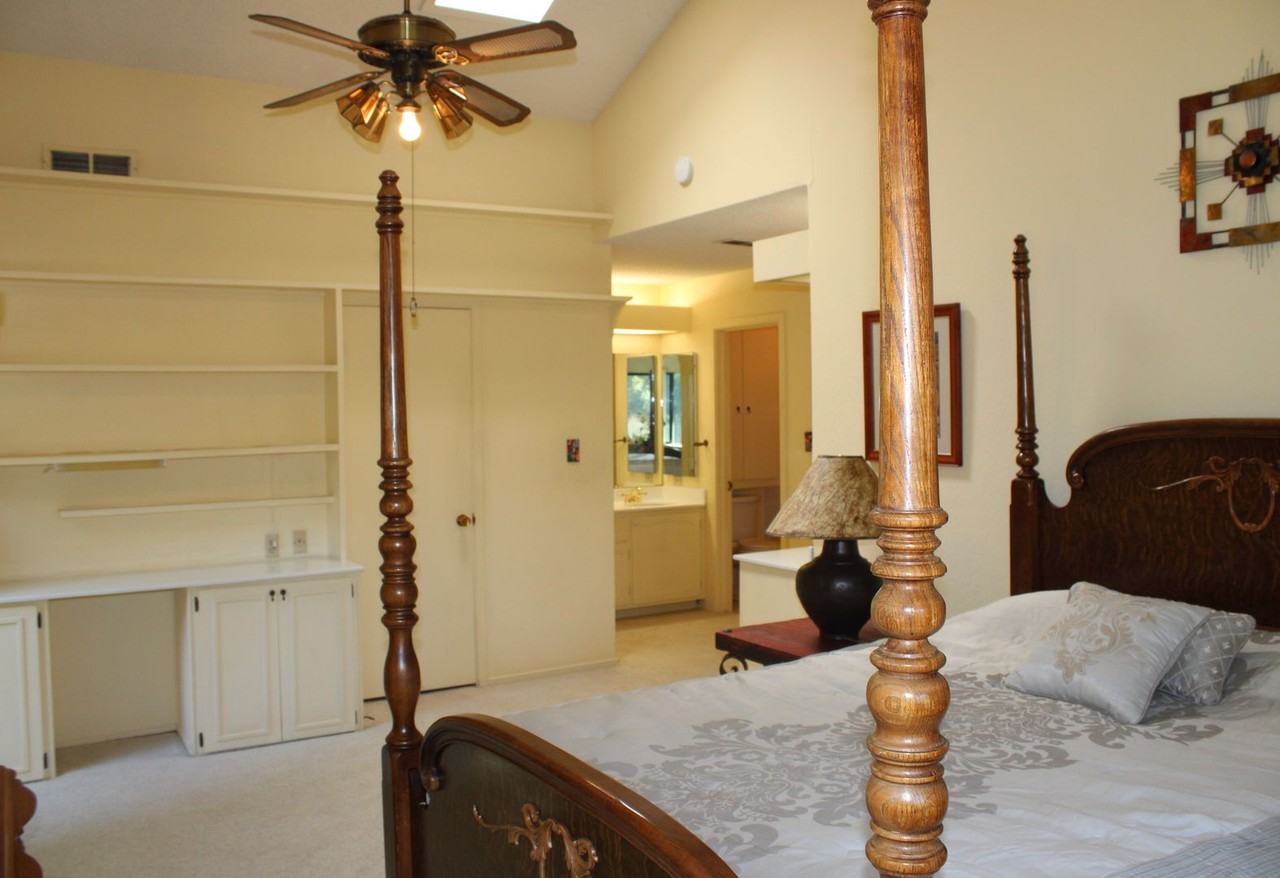 400 Hartnell Pl - Photo 6 of 20