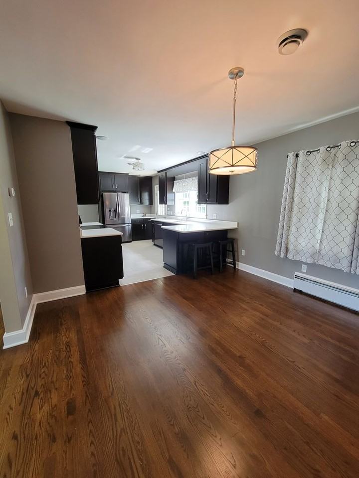 153 Maple Ave - Photo 7 of 25