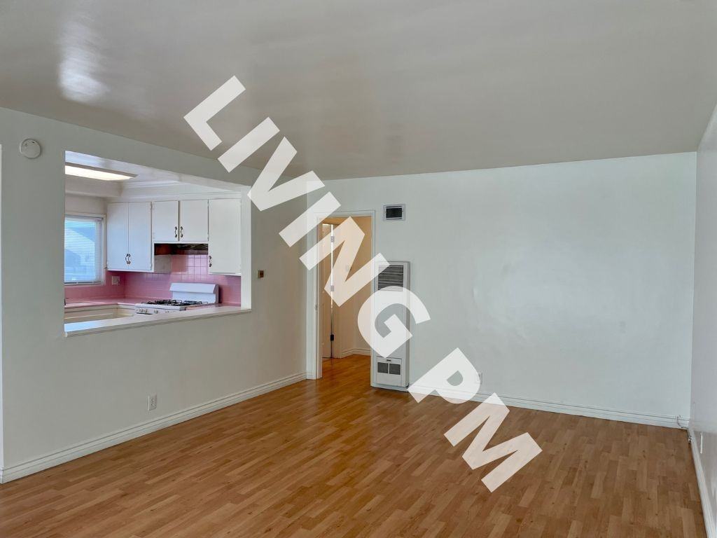 Cedar Ave., 436, #7 - Photo 3 of 16