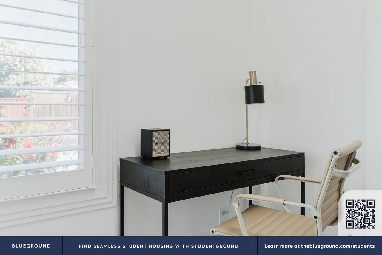 2214 Serra Ave #1732 - Photo 7 of 24