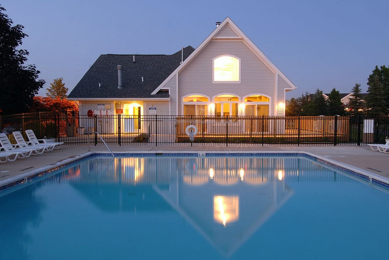 Cambridge Club - Photo 3 of 36