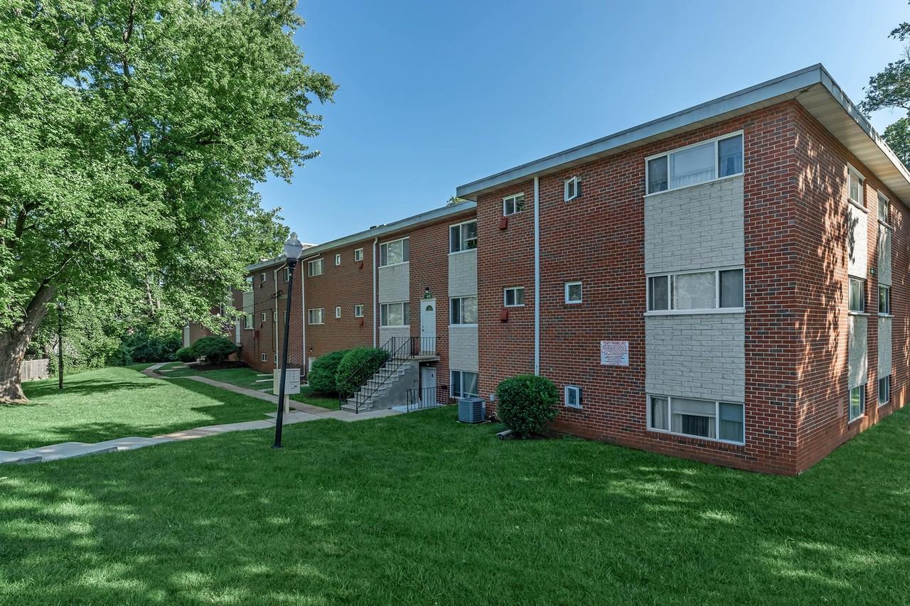 Hamilton Park Apartments - Photo 6 of 16