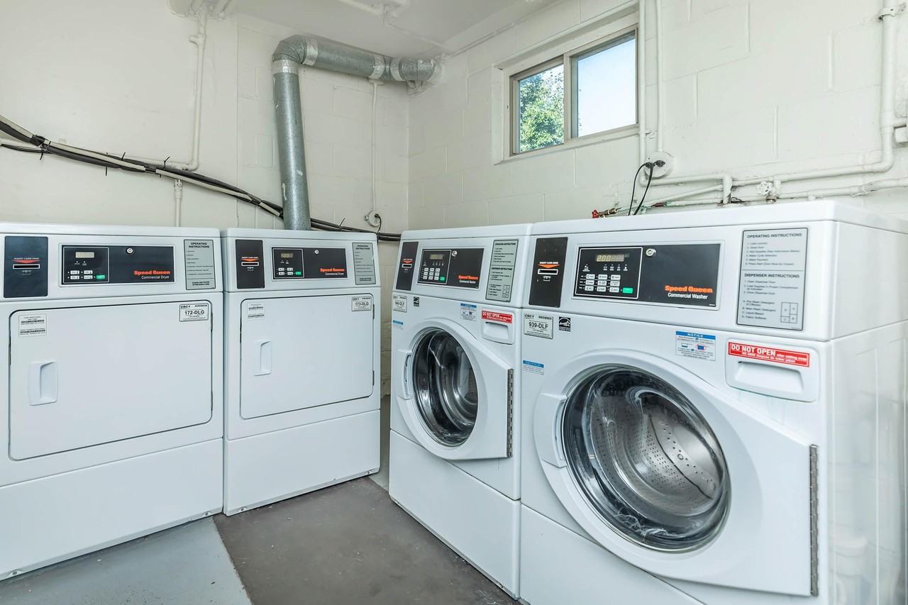 Hamilton Park Apartments - Photo 3 of 16