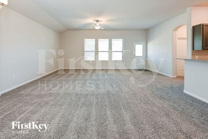 14785 Country Club Dr - Photo 2 of 15