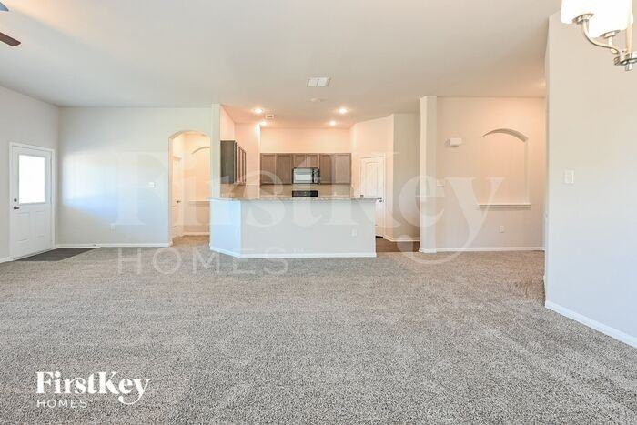 14785 Country Club Dr - Photo 3 of 15