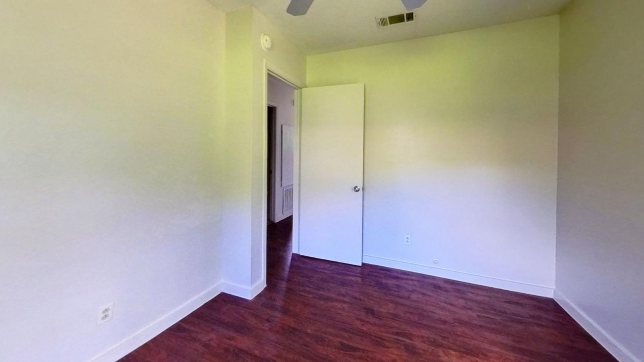 210 Jackman St #NA - Photo 3 of 17