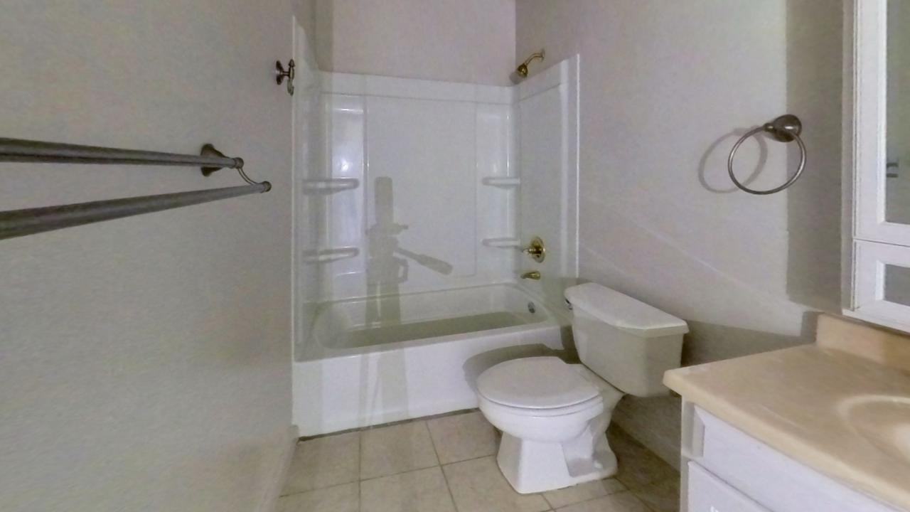 210 Jackman St #NA - Photo 4 of 17