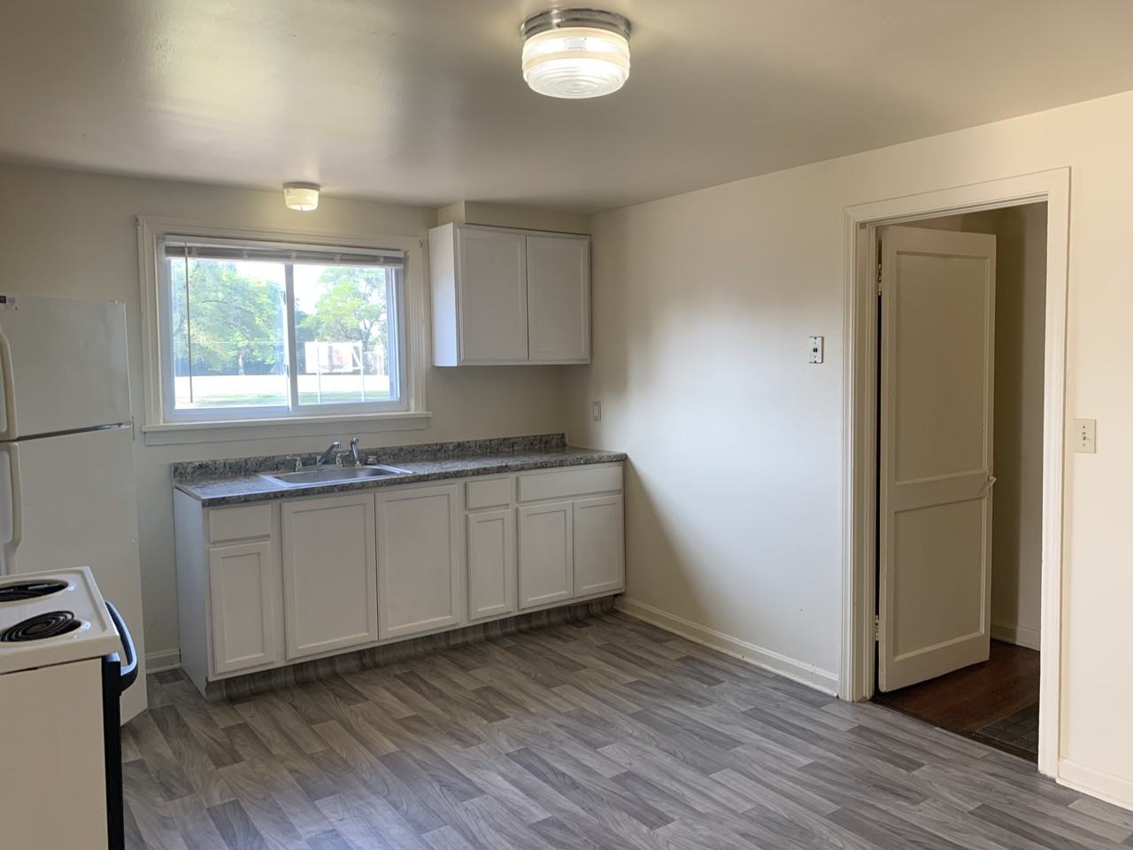 1729 Stark Ave Sw #2 - Photo 2 of 8