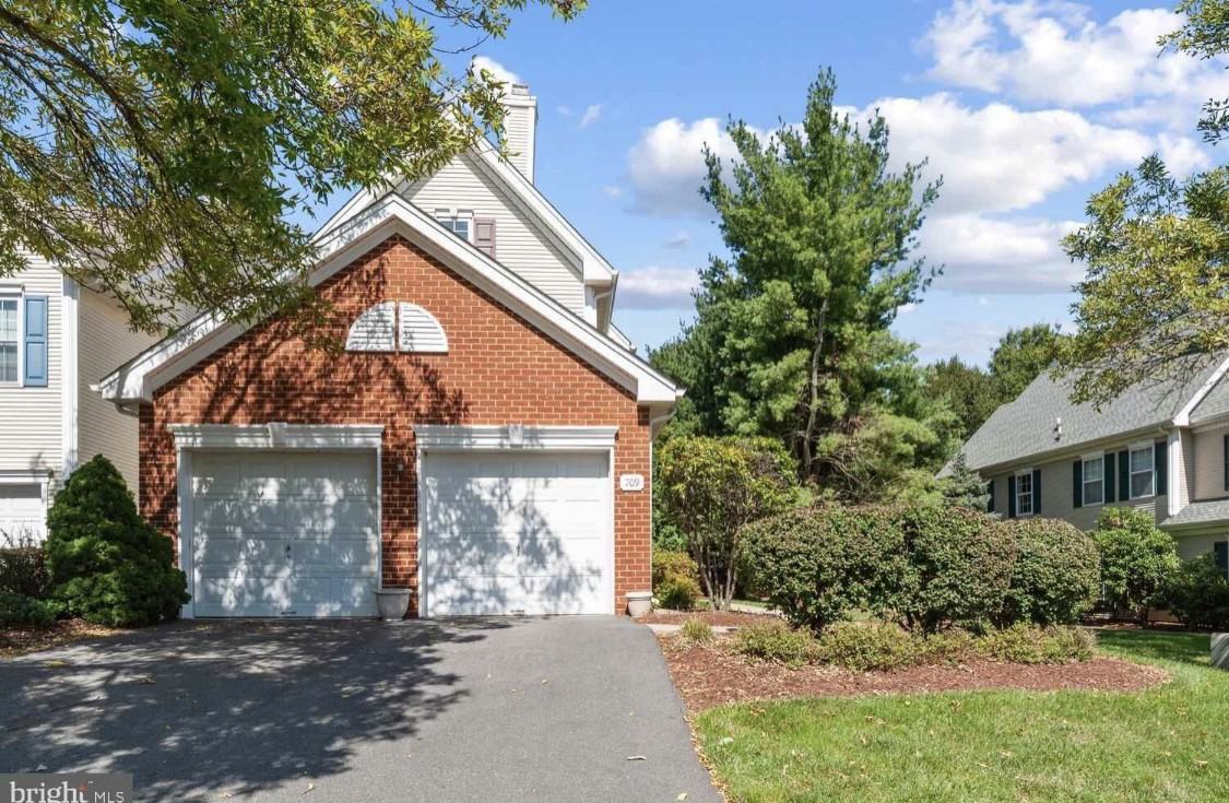 709 Pebble Creek Ct #709 - Photo 2 of 23