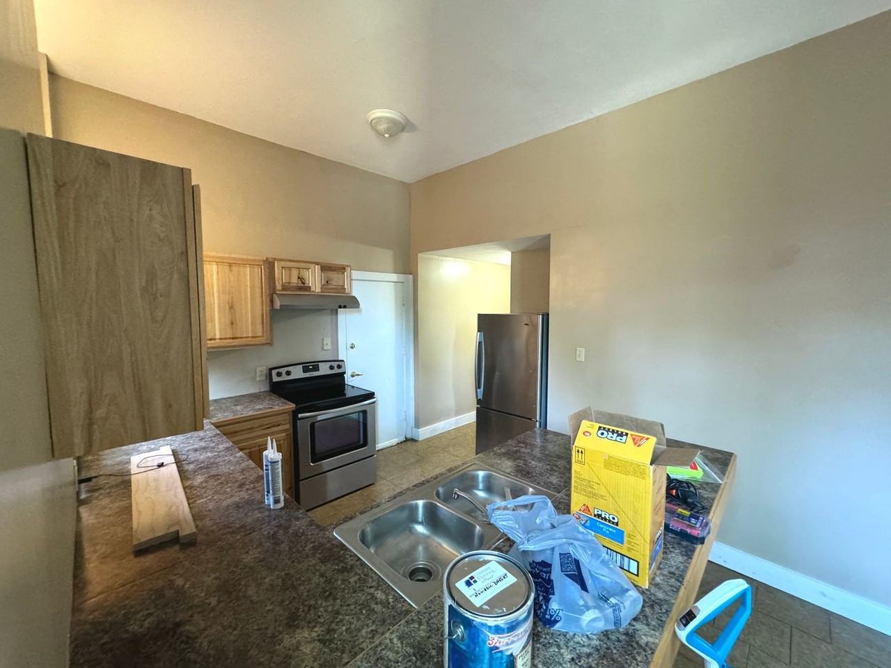 337 N Ellis St - Photo 7 of 36