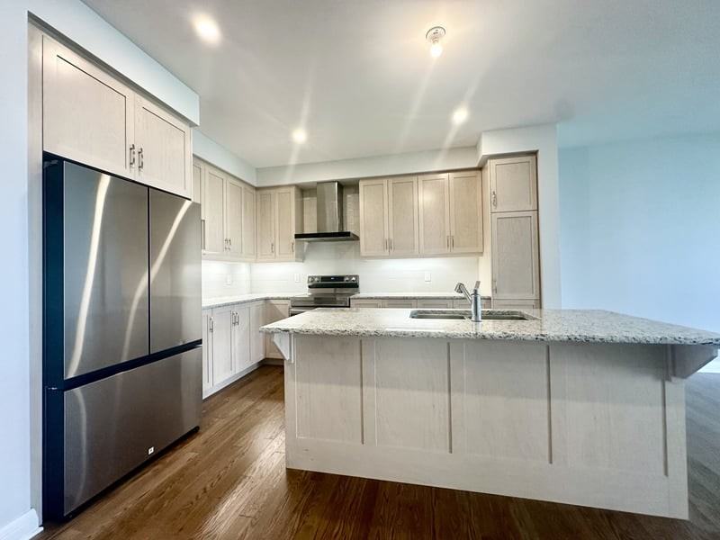 519 Hitzlay Terr - Photo 3 of 14