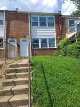 446 Burbank Ct - Photo 1 of 1