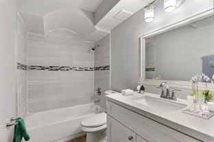 Orange North Apartments and Villas - Photo 1 of 1