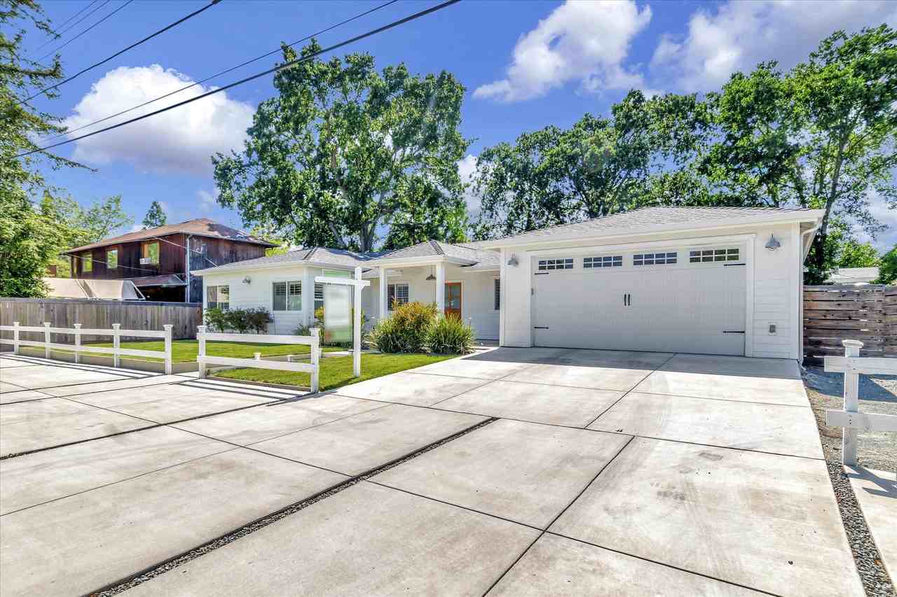 2030 Hoover Avenue - Photo 3 of 53
