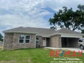 609 Macy Ln - Photo 1 of 1