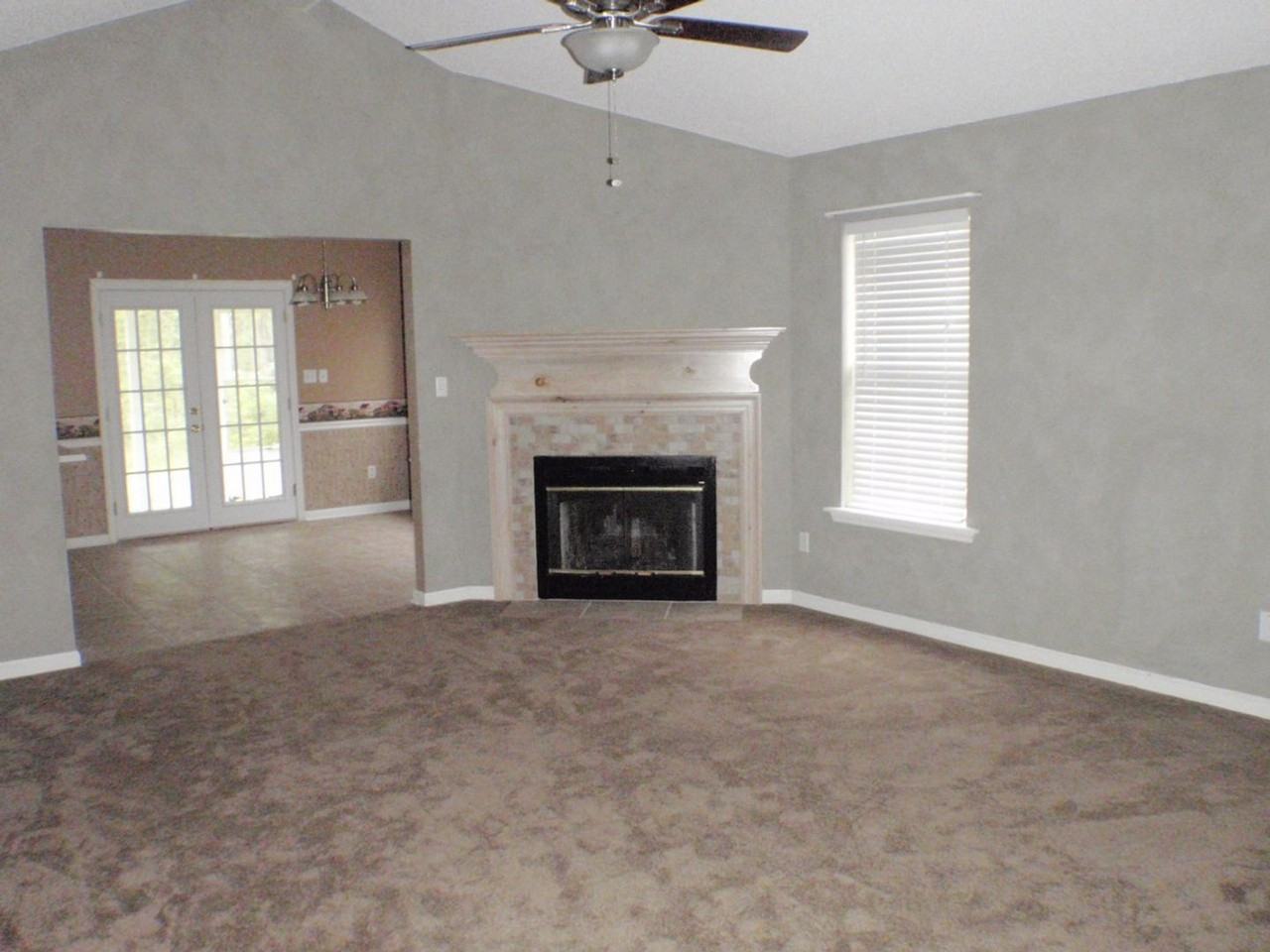 14 Whispering Pines Cir - Photo 3 of 21
