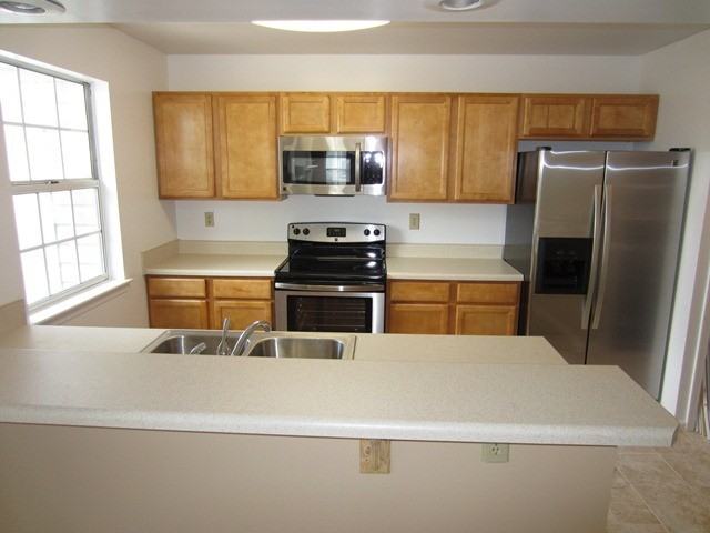 131 Castilian Dr - Photo 3 of 5