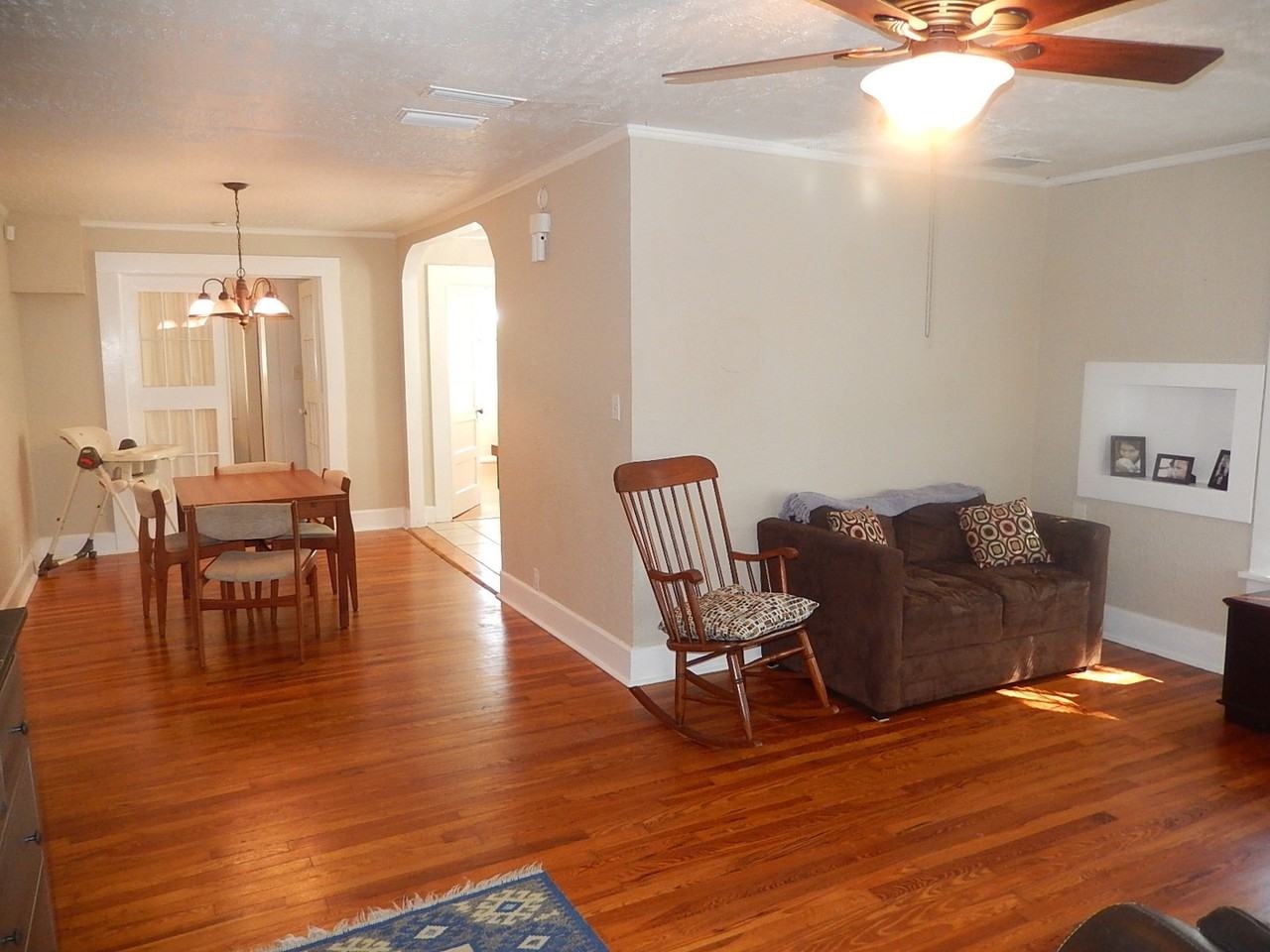 306 Perkins St - Photo 3 of 20