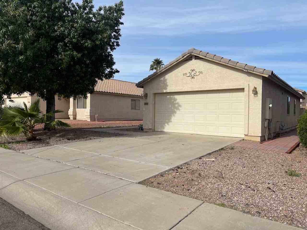 13844 W Lundberg St - Photo 2 of 16