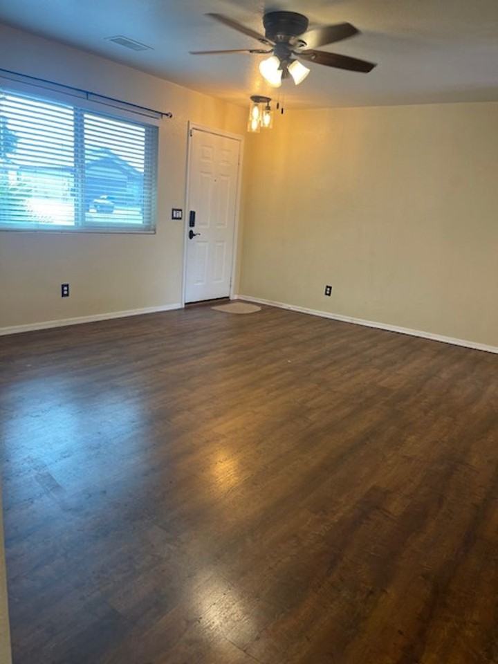 13844 W Lundberg St - Photo 6 of 16