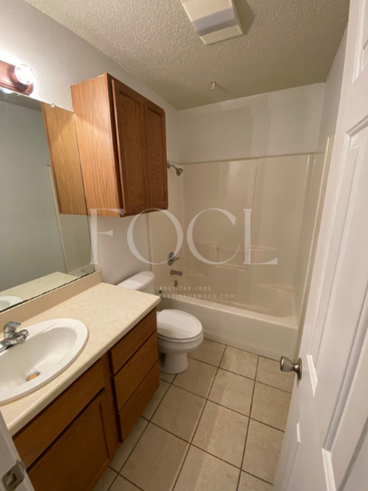 5806 96th - Photo 2 of 10