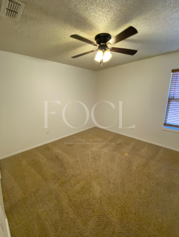 5806 96th - Photo 3 of 10