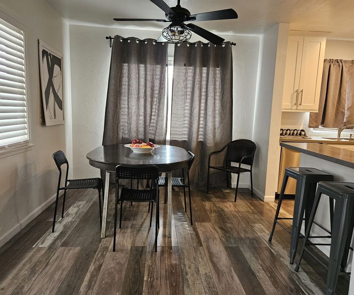 116 E Utah Ave - Photo 3 of 9