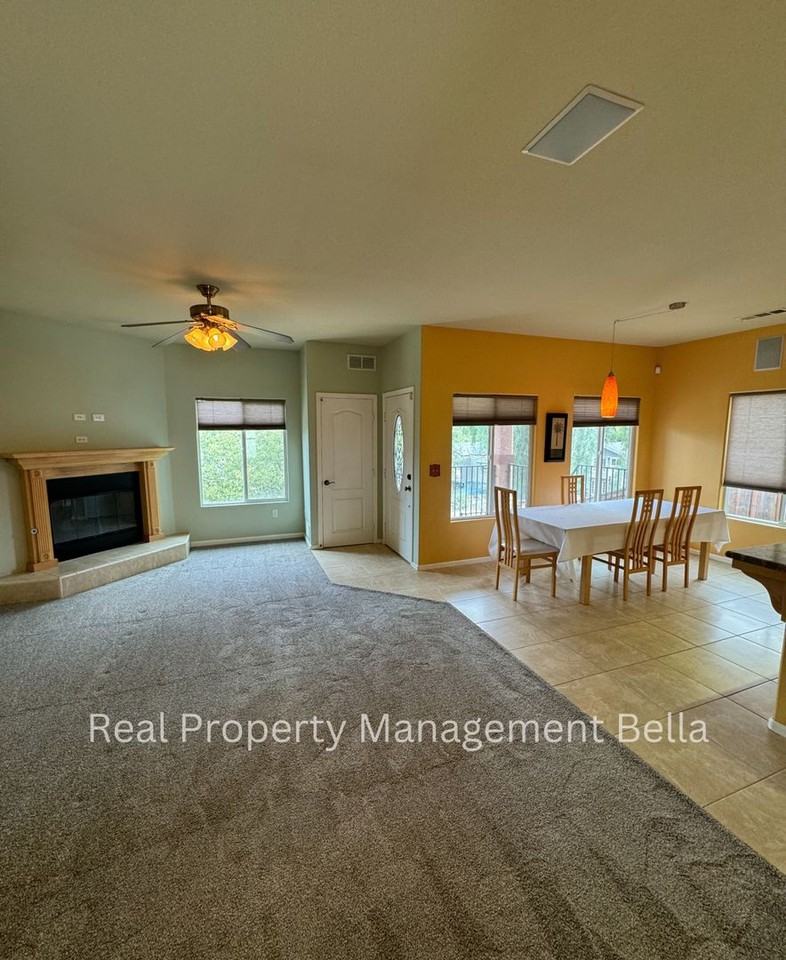 16394 Lash St - Photo 3 of 25