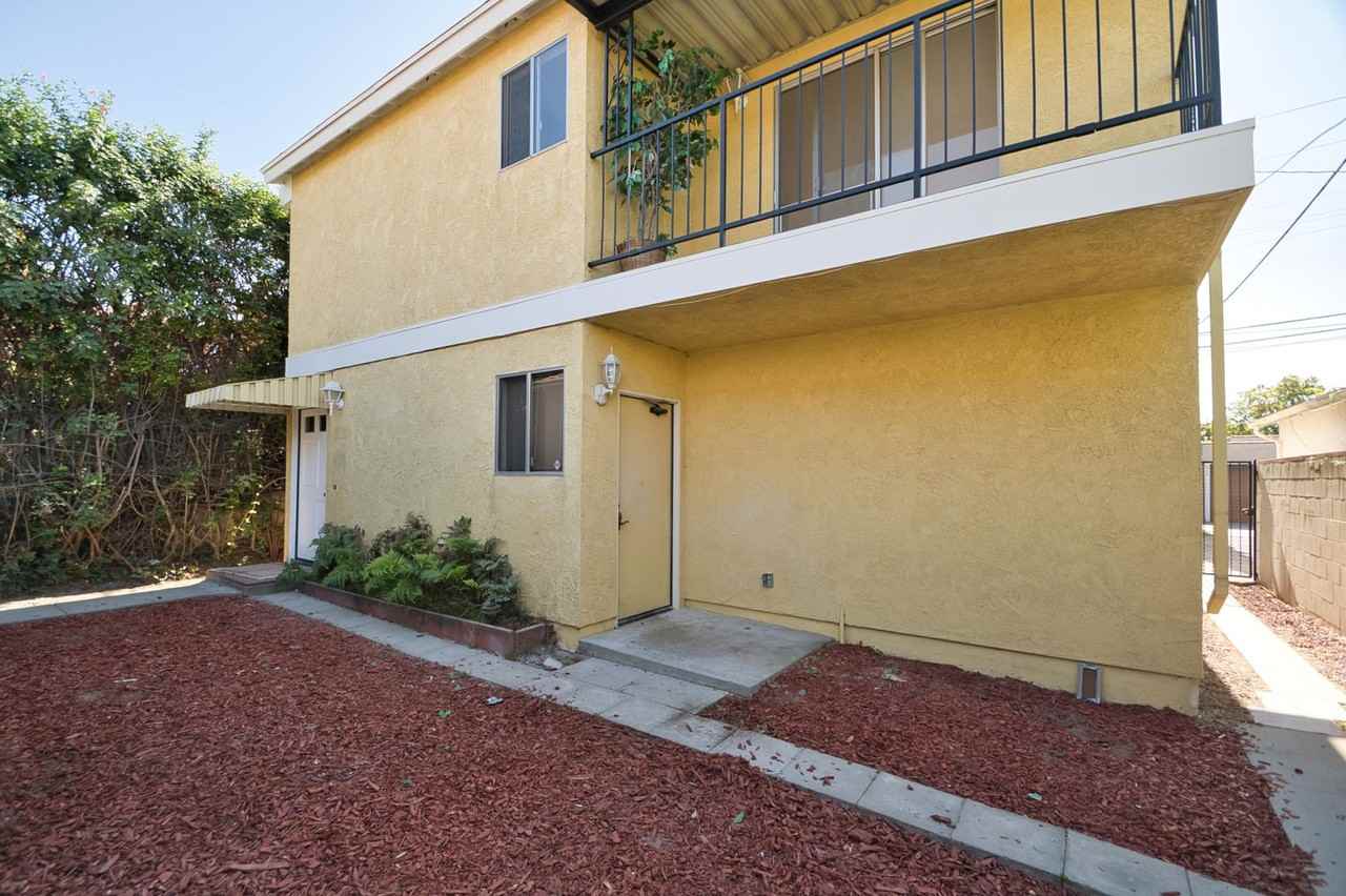 r911 - Photo 2 of 13