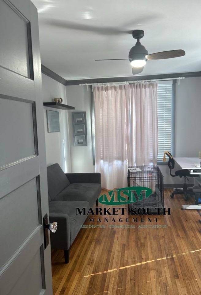 123 W 55th St - Photo 2 of 13