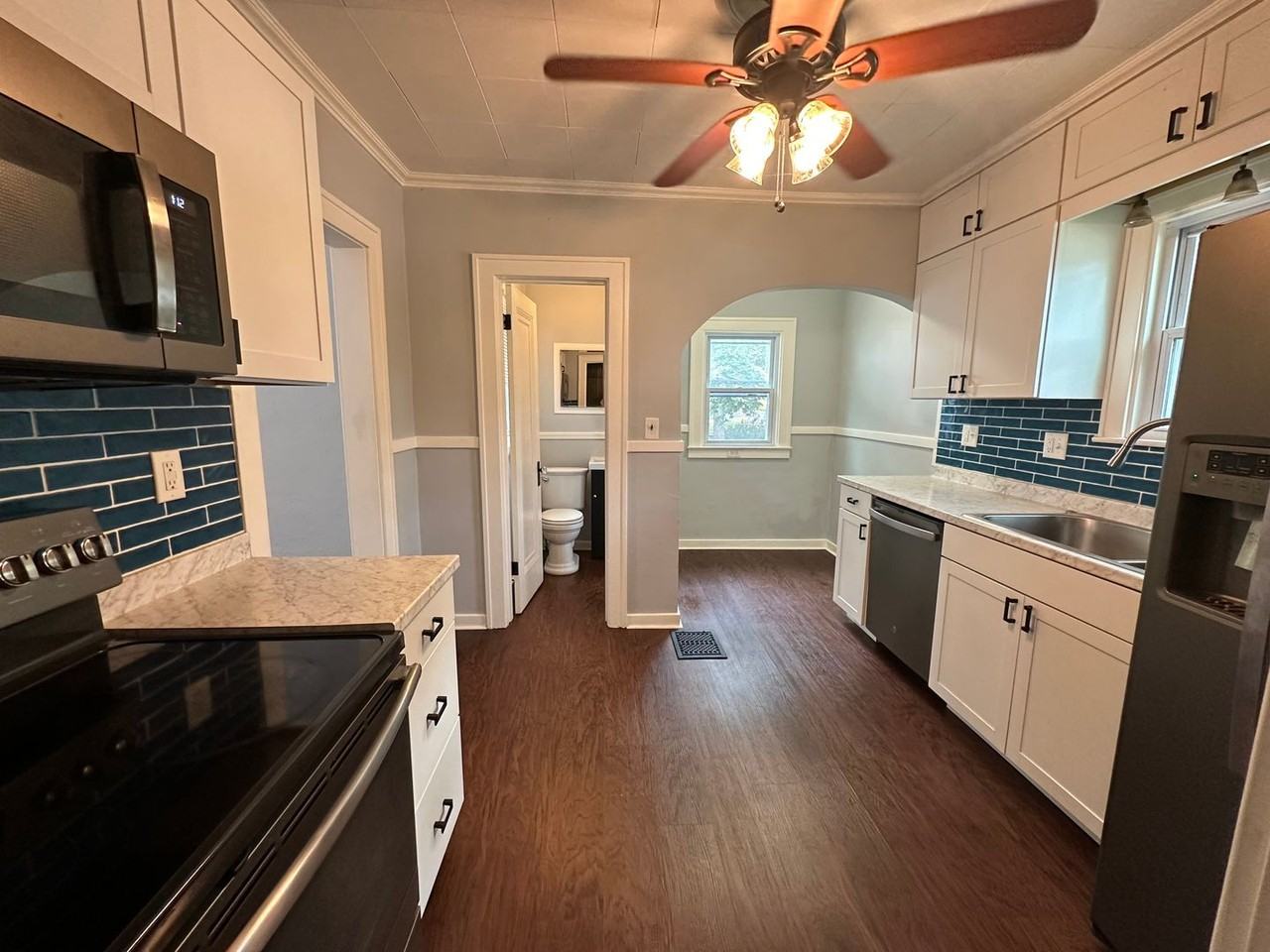 2132 Kalamazoo Ave Se - Photo 2 of 25