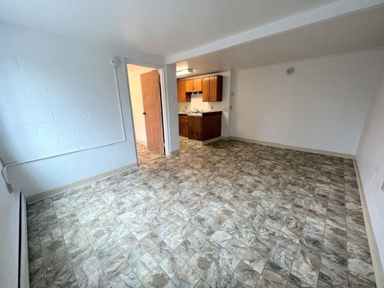 Tall Timbers @ 2204 W Northern Lights Blvd - Photo 2 of 31