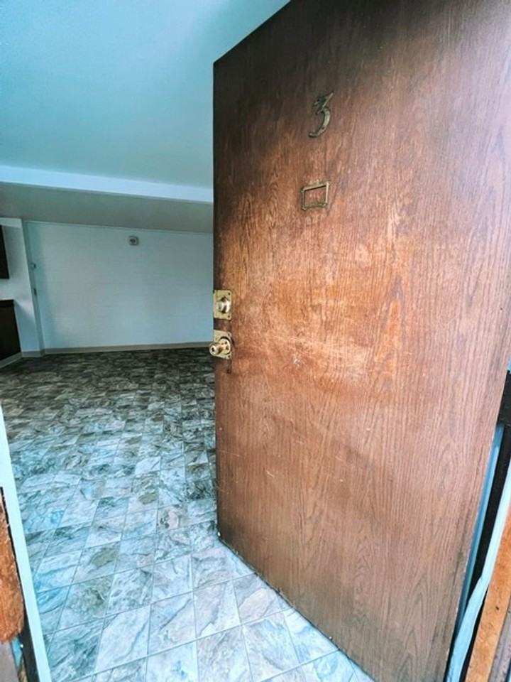 Tall Timbers @ 2204 W Northern Lights Blvd - Photo 6 of 31