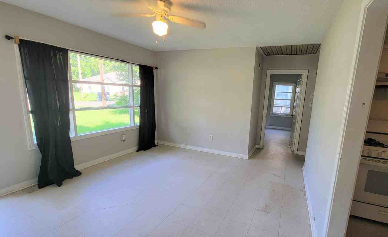 2521 Trichel St - Photo 3 of 16