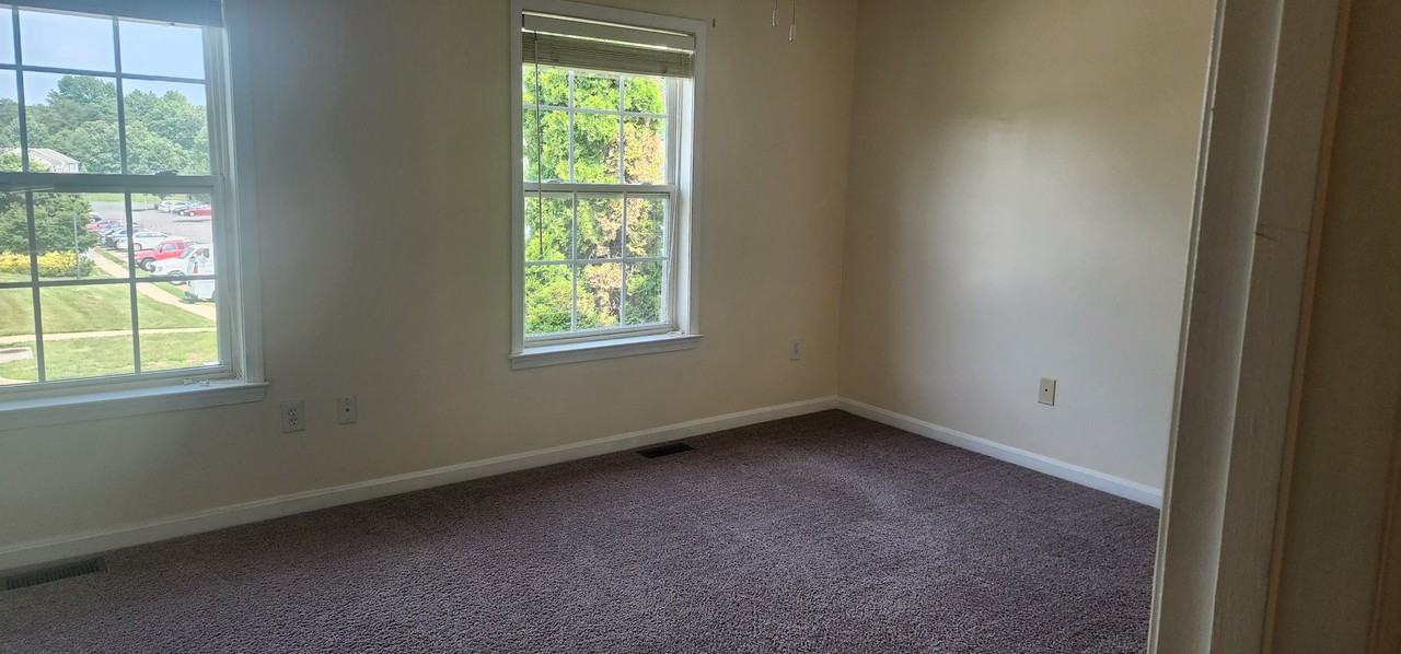 9906 W Midland Way - Photo 5 of 15