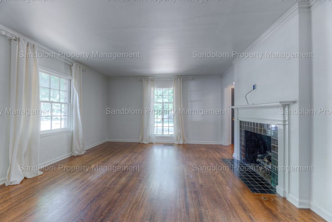 1402 S Urbana Ave - Photo 4 of 26