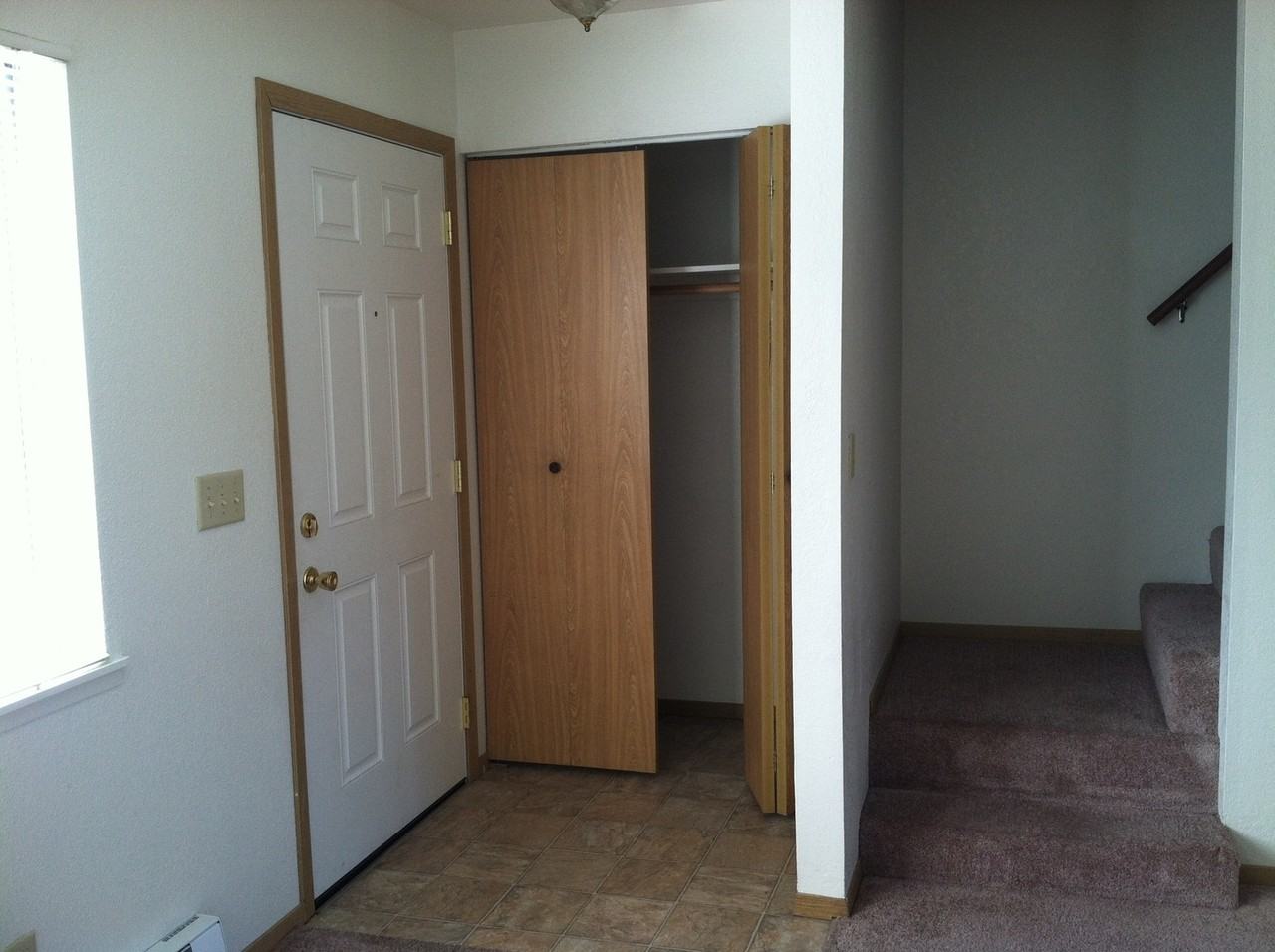 Southridge Apartments TH - 333 - Photo 3 of 14