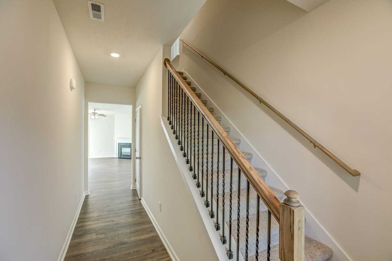 21 Garnet Ct - Photo 6 of 40