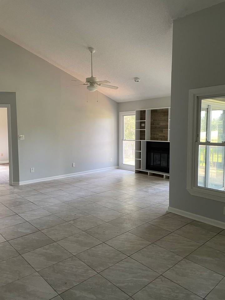 904 Shipyard Pt - Photo 6 of 22