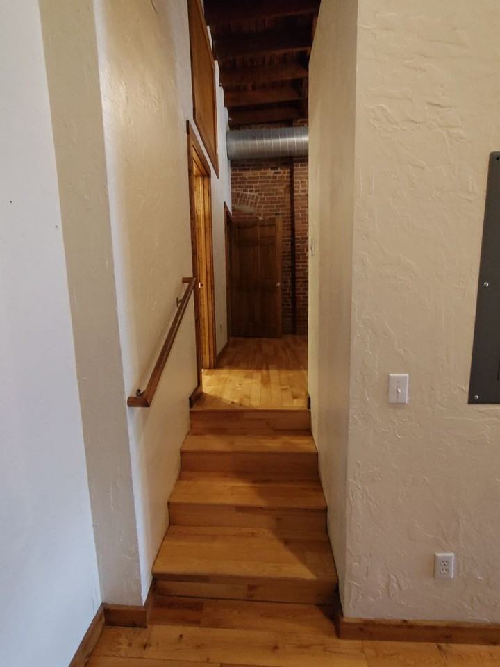 601 601 N National #241 - Photo 6 of 16