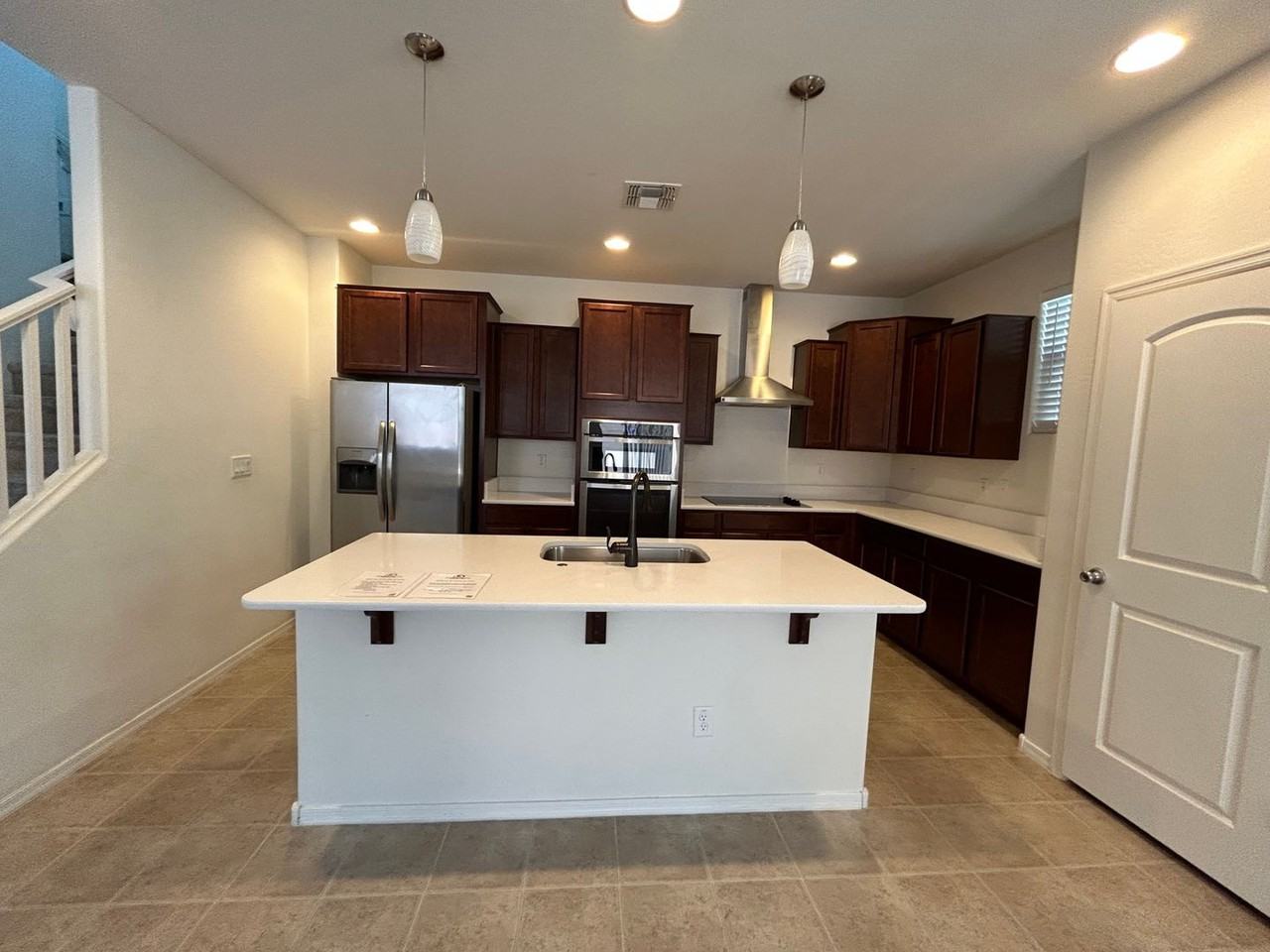 4046 East Ranch Road - Photo 3 of 14