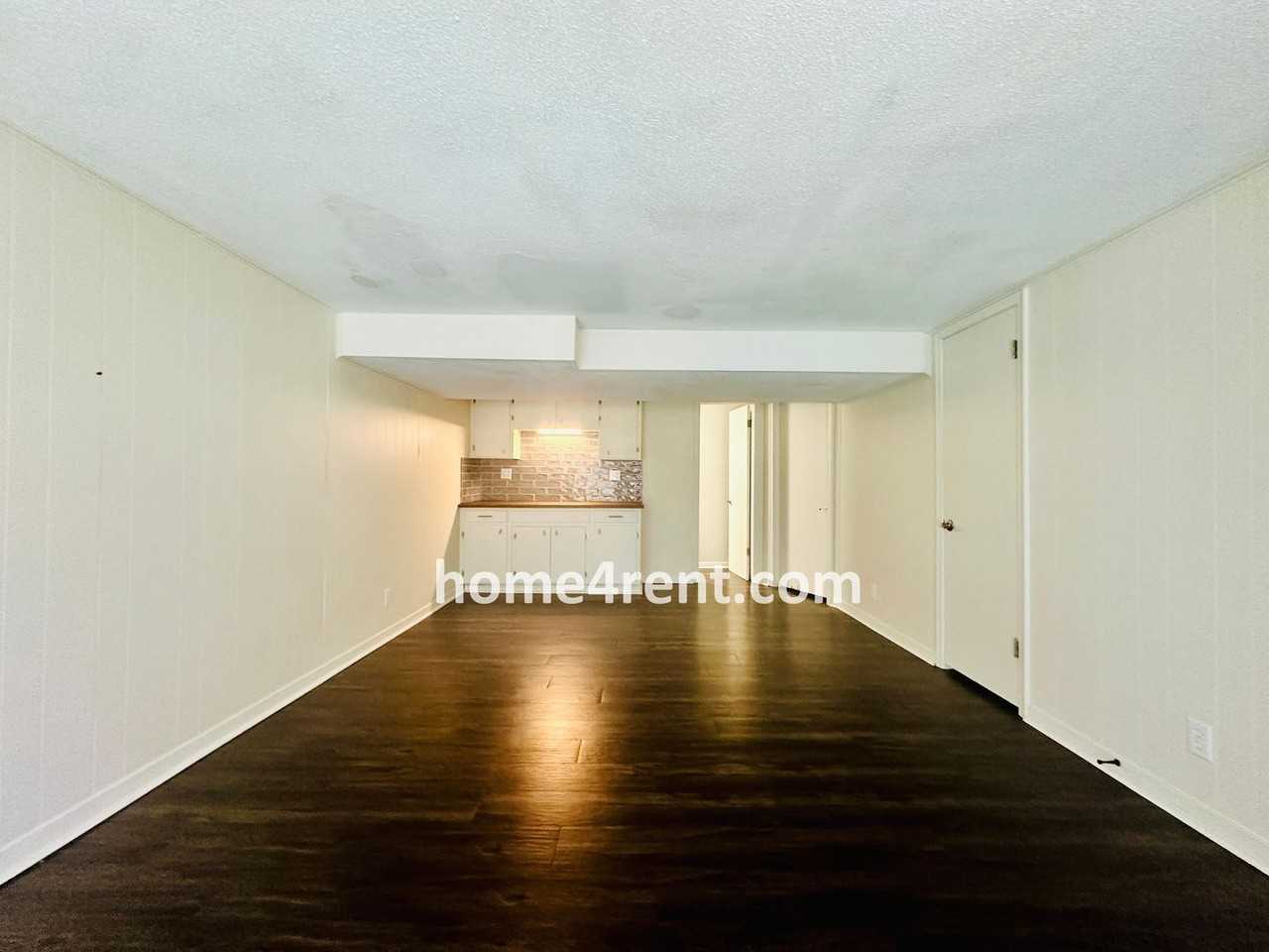 6708 Nw Graden Rd #B - Photo 4 of 31