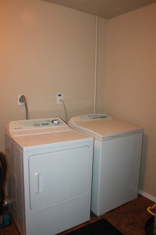 4304 Se 40th St - Photo 4 of 15