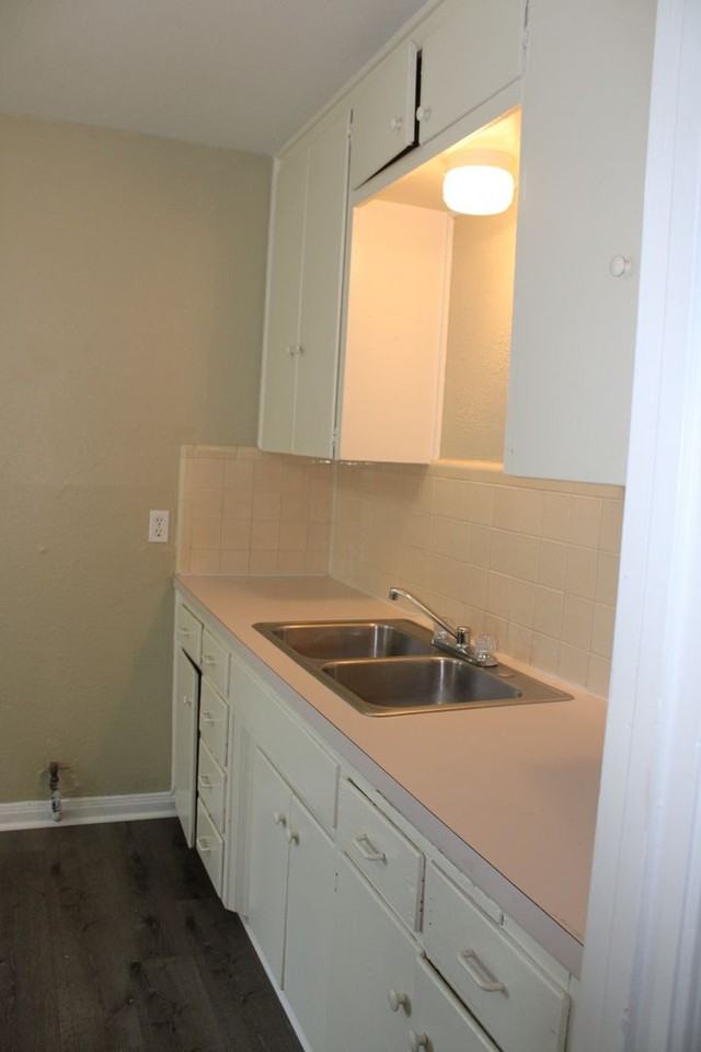 803 North Key Boulevard - Photo 5 of 15