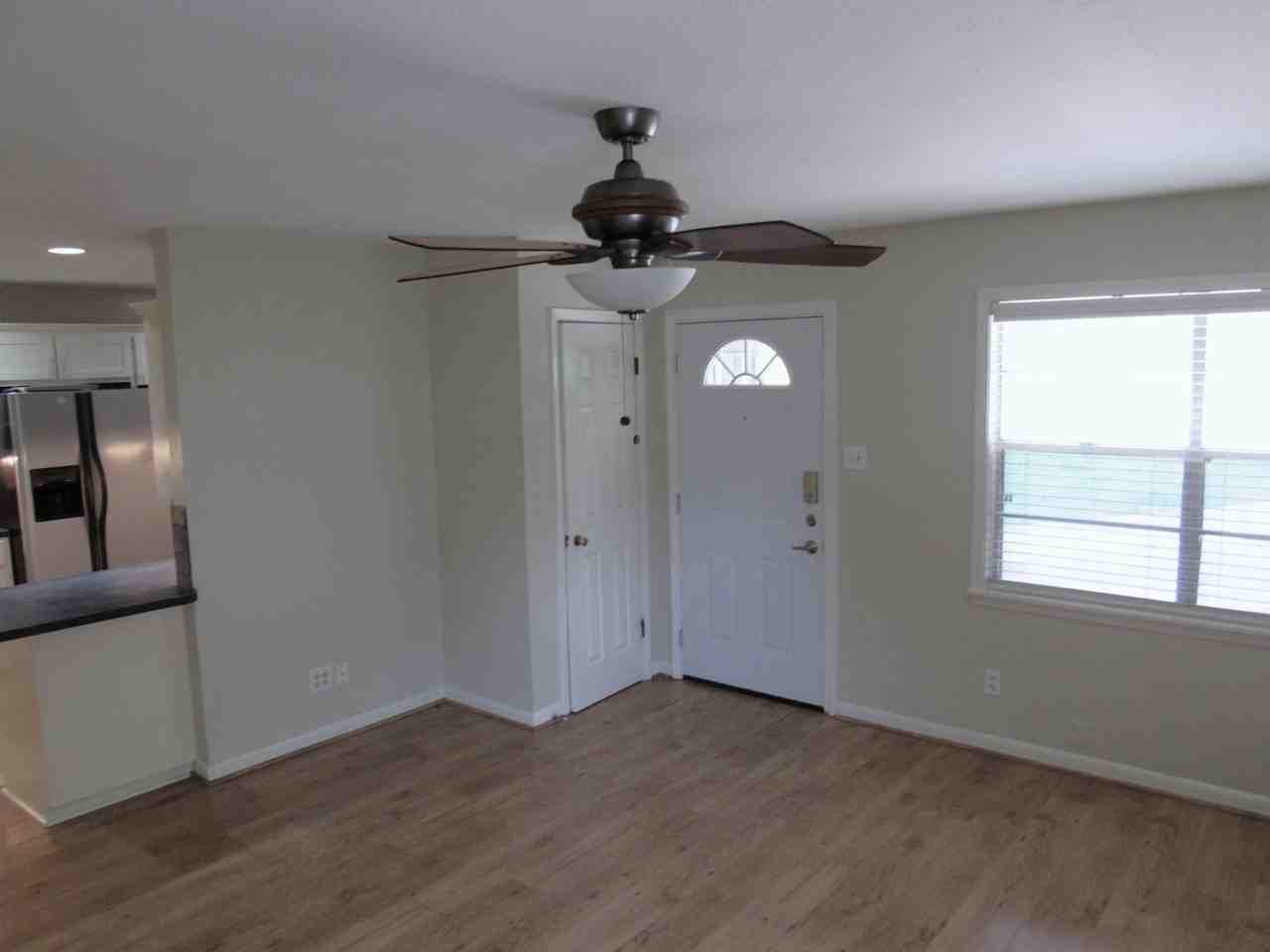 5811 Libyan Dr - Photo 2 of 19