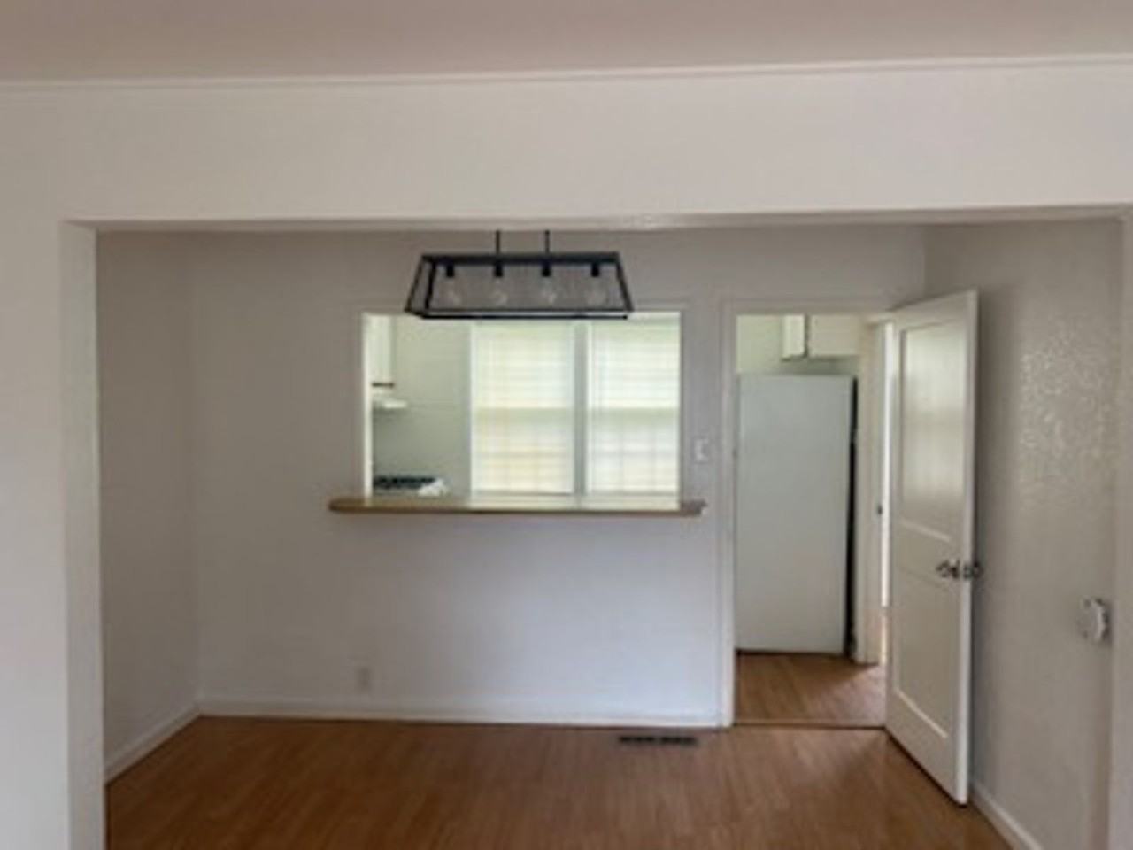 15 Werden St - Photo 3 of 7