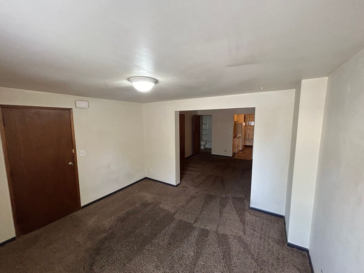 5th & Washington Apartments - Photo 3 of 7