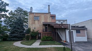 featured image of 121 W Colby St