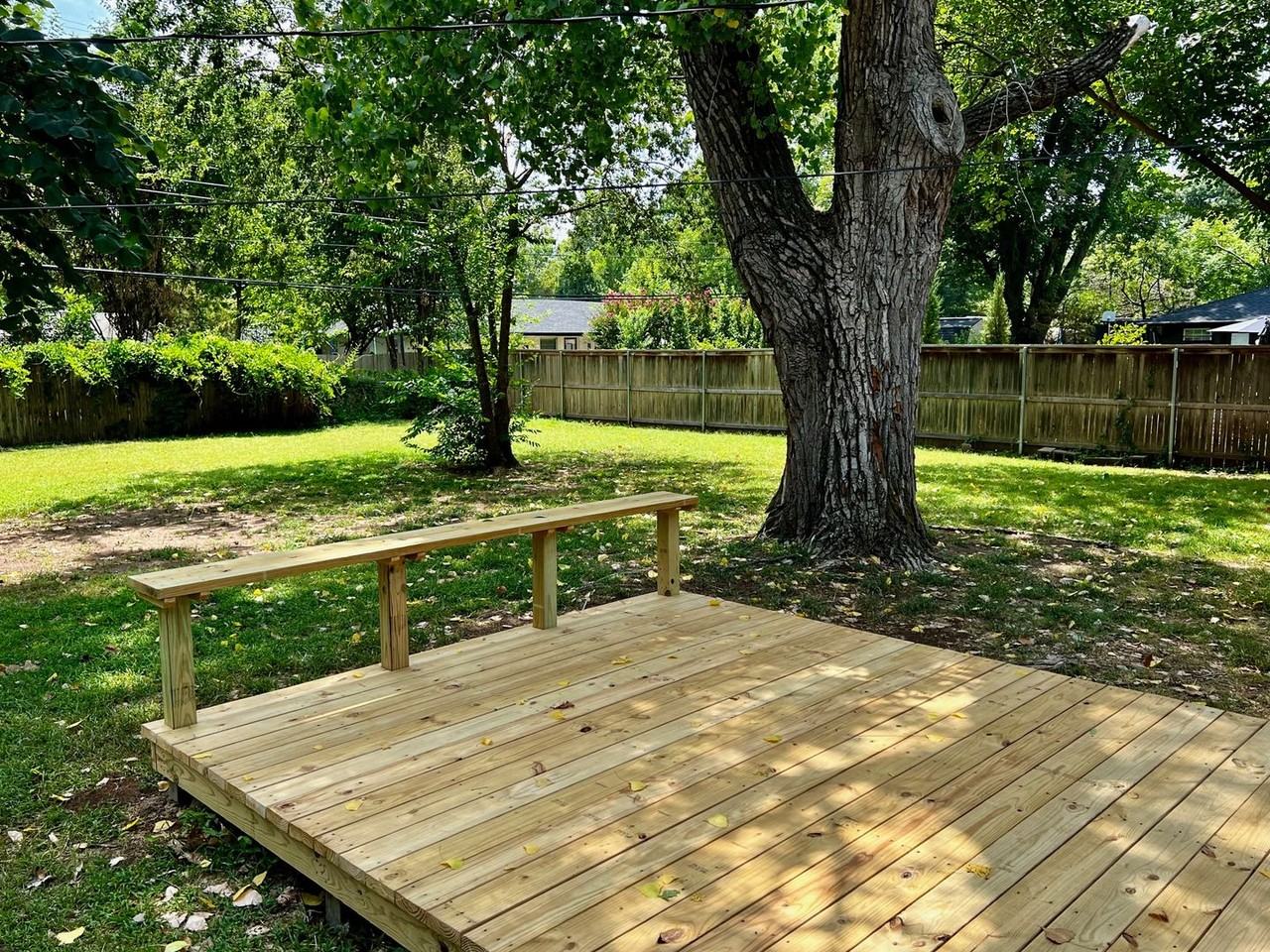 818 W Timberdell Rd - Photo 3 of 22